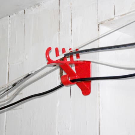Wall Wire Manager Red 7711-RD
